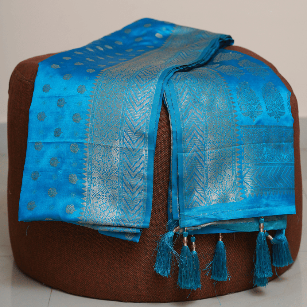 Azure Blue Soft Silk Saree with Silver Zari and Timeless Elegance - Image 3