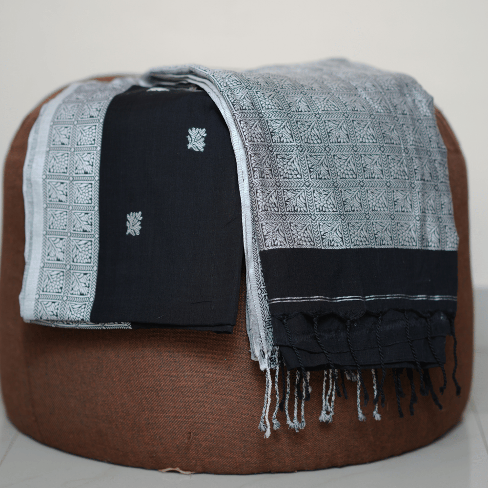 Handloom Black & White Saree with Geometric Thread Weave - Image 3