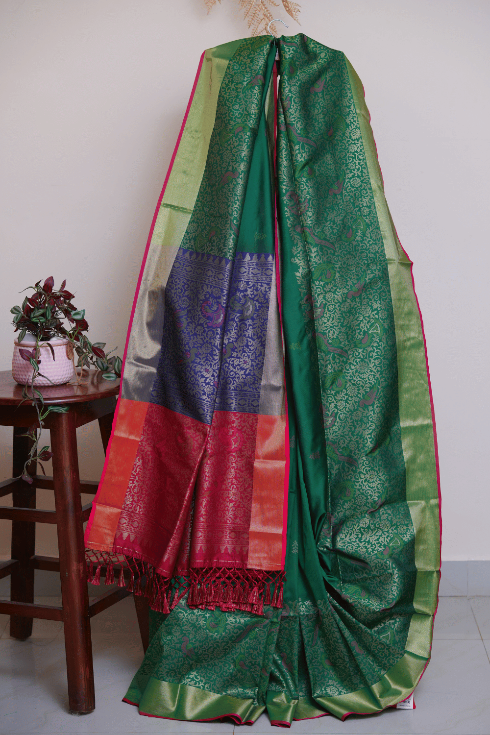 Emerald Green Soft Silk Saree with Multicolor Pallu and Golden Zari Weave - Image 2