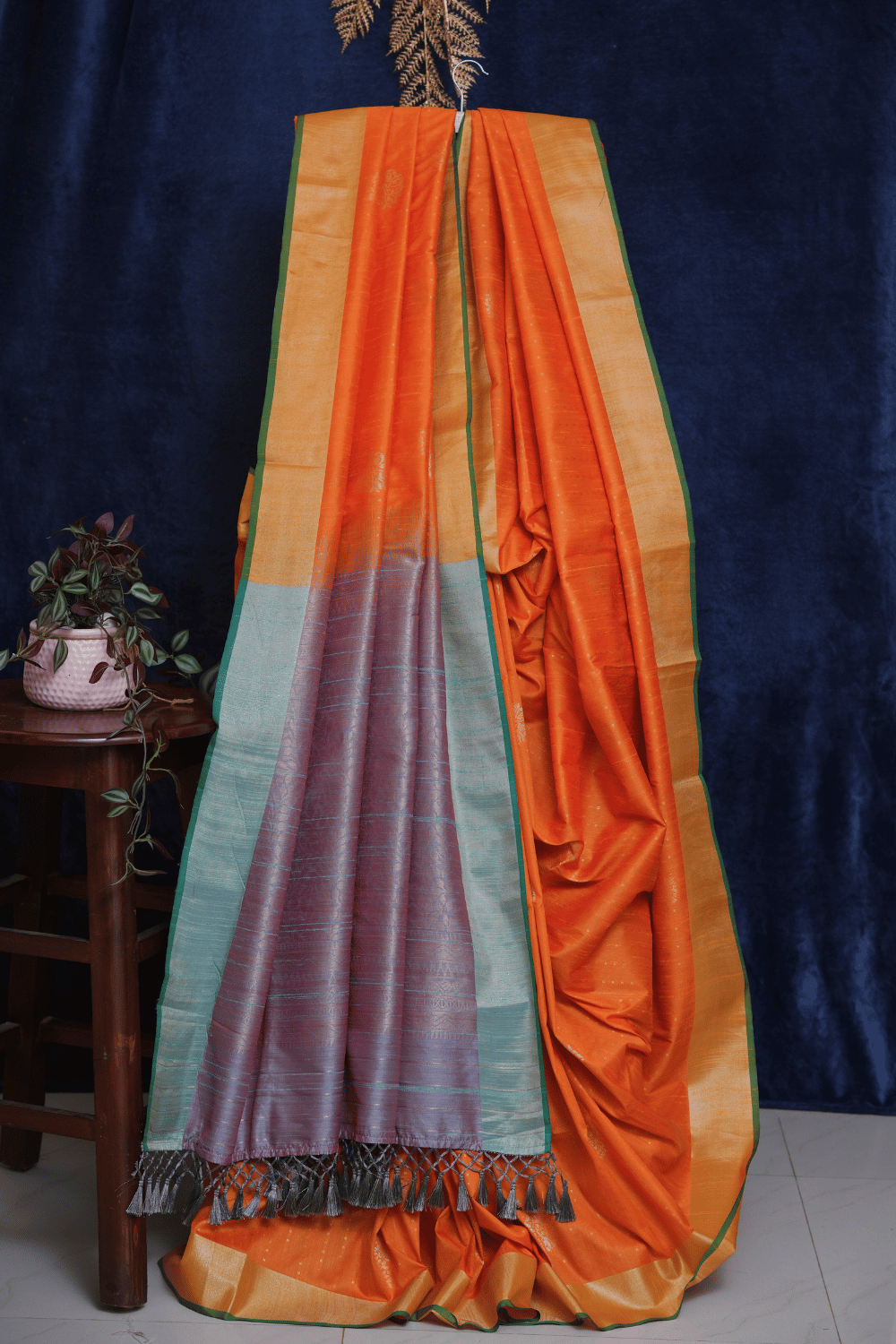 Orange Silk Saree with Subtle Green Border and Dual-Tone Pallu