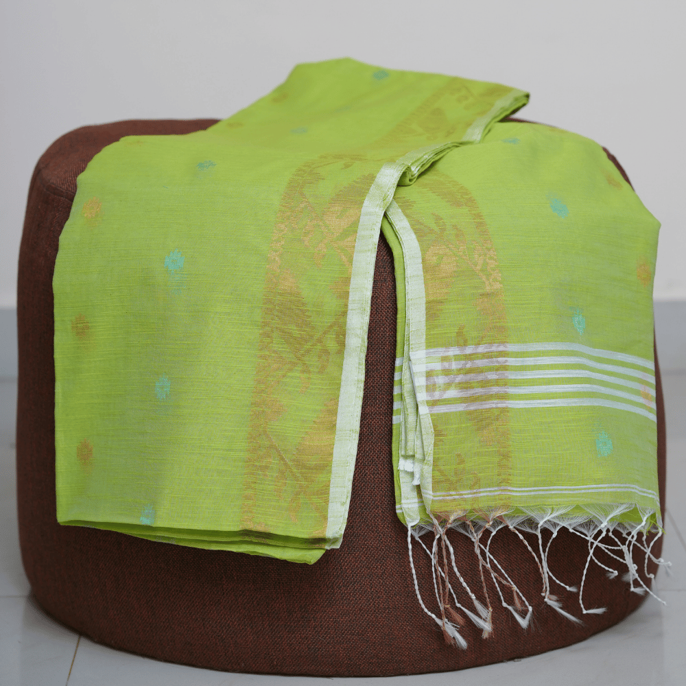 Handloom Green Cotton Saree with White & Golden Border (Extra Width) - Image 4