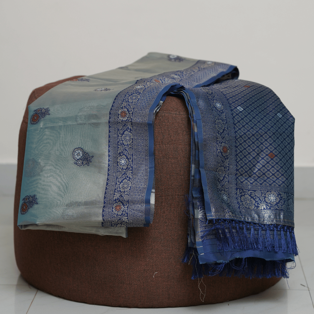 Light Blue Silk Saree with Royal Blue Zari Border - Image 4