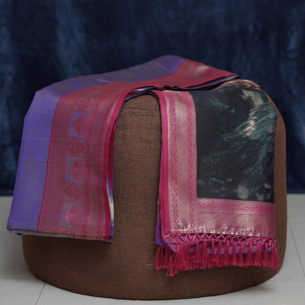 Lavender Silk Saree with Golden Zari and Crowned by a Peacock Pallu - Image 4