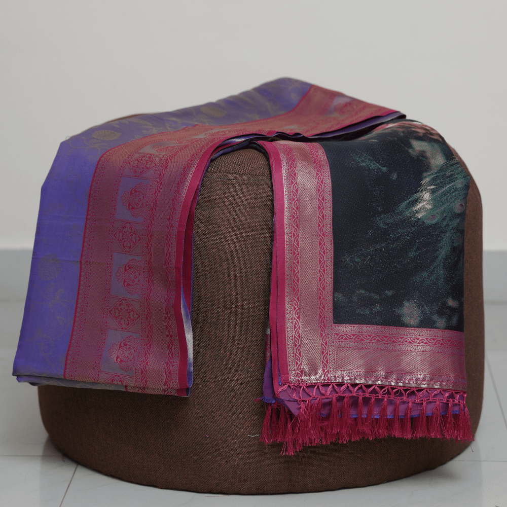 Lavender Silk Saree with Golden Zari and Crowned by a Peacock Pallu - Image 3