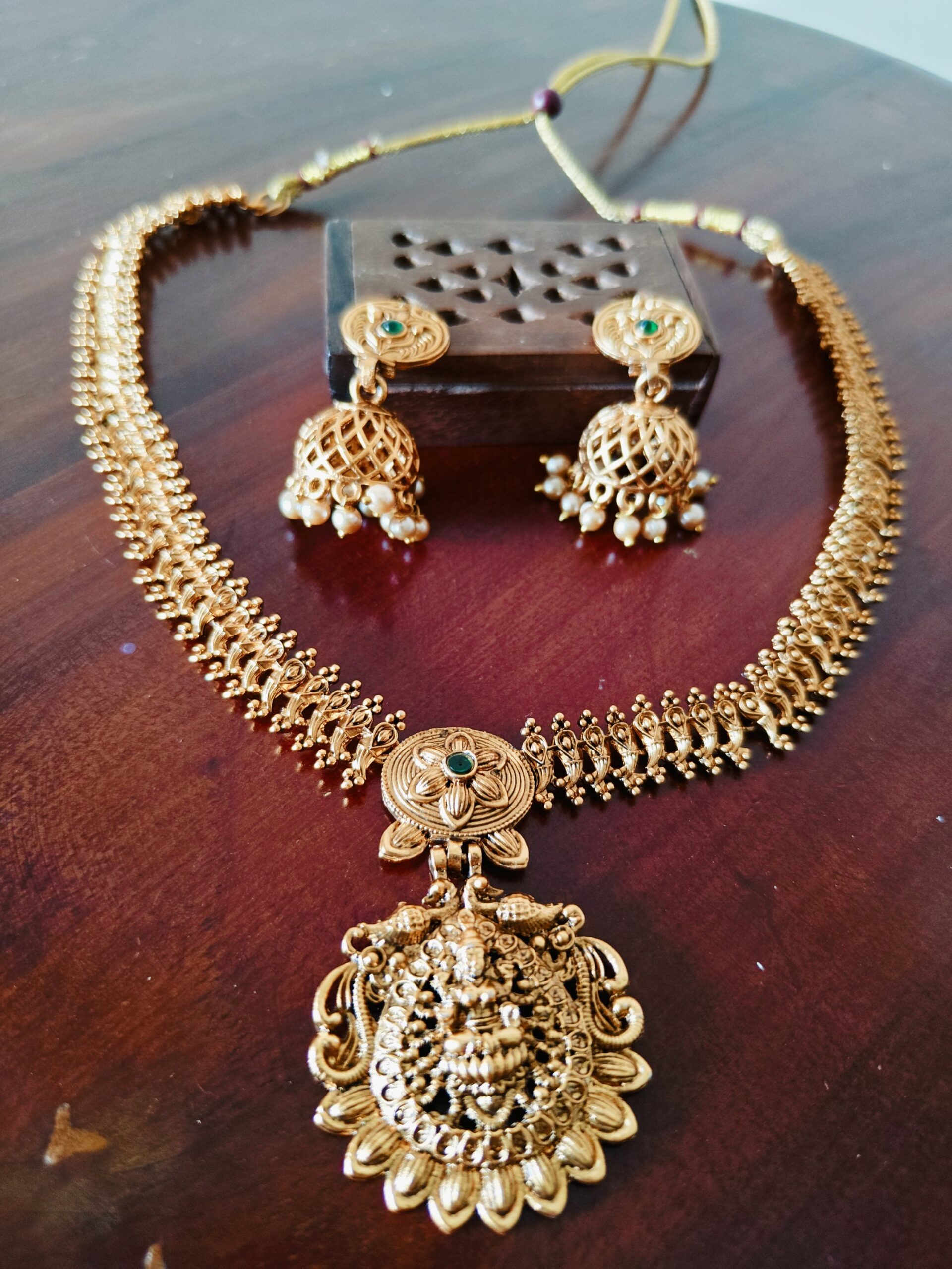 Lakshmi Heritage Temple Necklace — Festive Statement Jewelry - Image 4