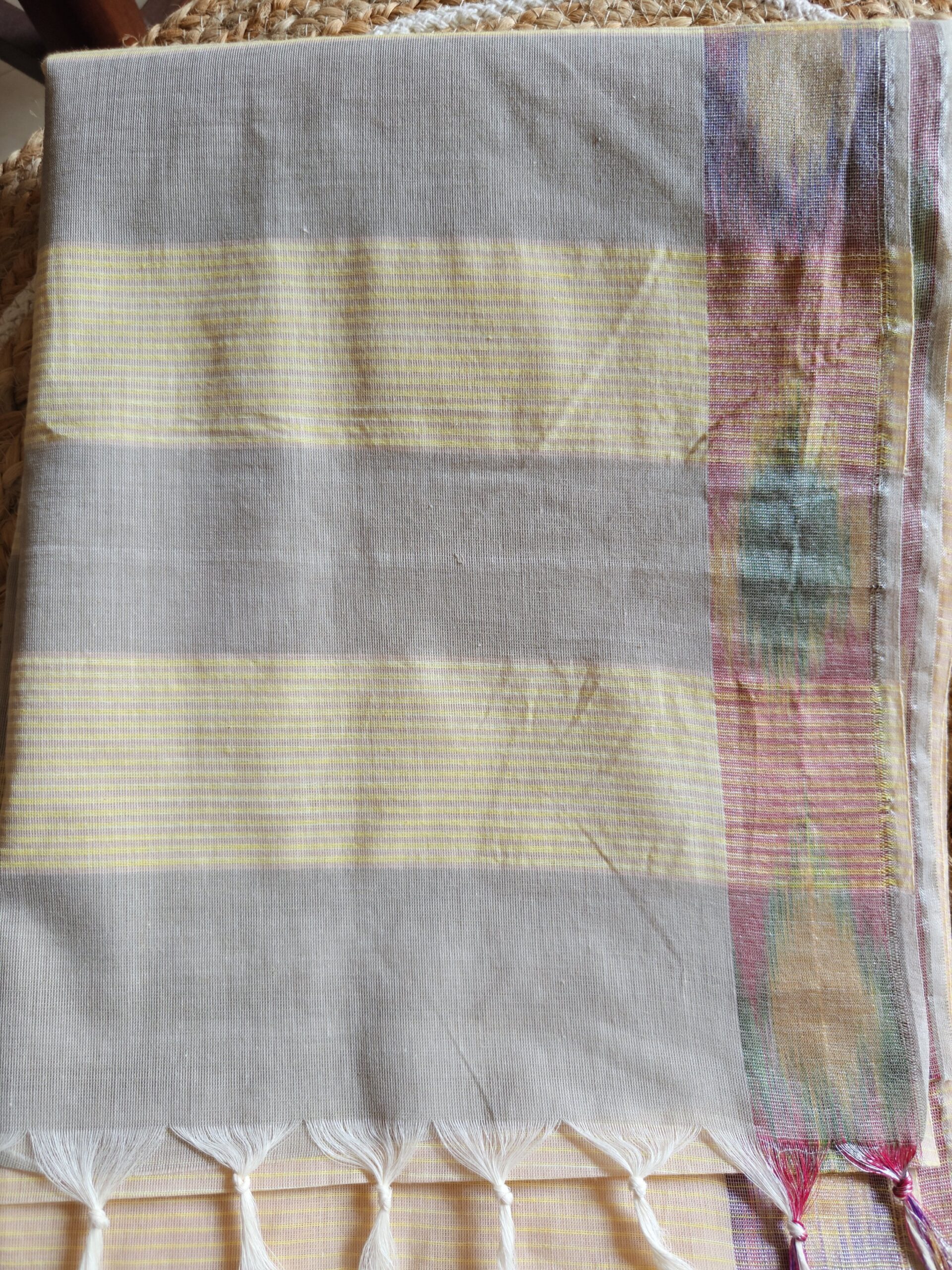 Beige Multicolour Kasavu Border Kerala Cotton Saree — Elegant Traditional Charm - Image 2